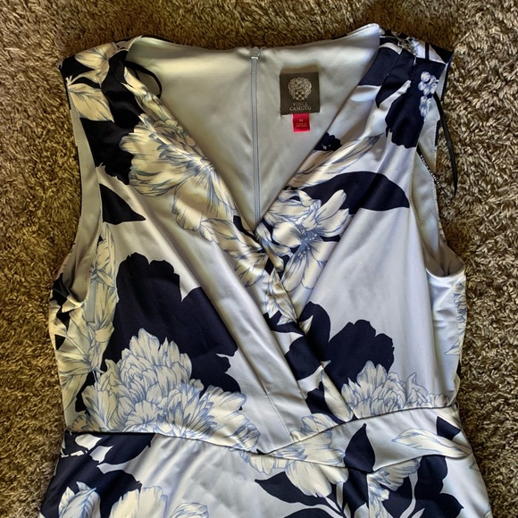 blue floral dress - Picture 2 of 4